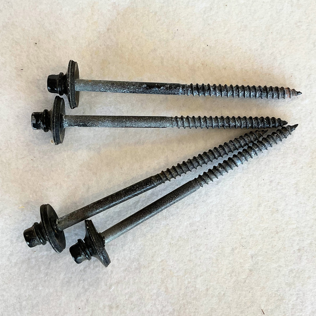 Sandwich panel screws for wood