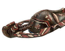 Lade das Bild in den Galerie-Viewer, Senufo African tribal mask with bird on head, 16 inches tall.