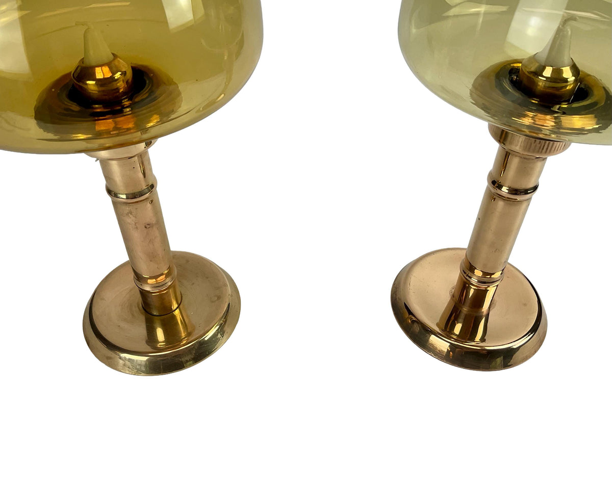 Hurricane light "Claudia" in brass and glass top in amber color. 2 pcs.