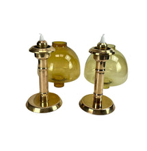 Indlæs billede til gallerivisning Hurricane light "Claudia" in brass and glass top in amber color. 2 pcs.