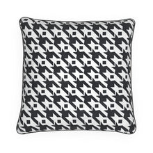 Load image into Gallery viewer, Classic Houndstooth Cushion in Black