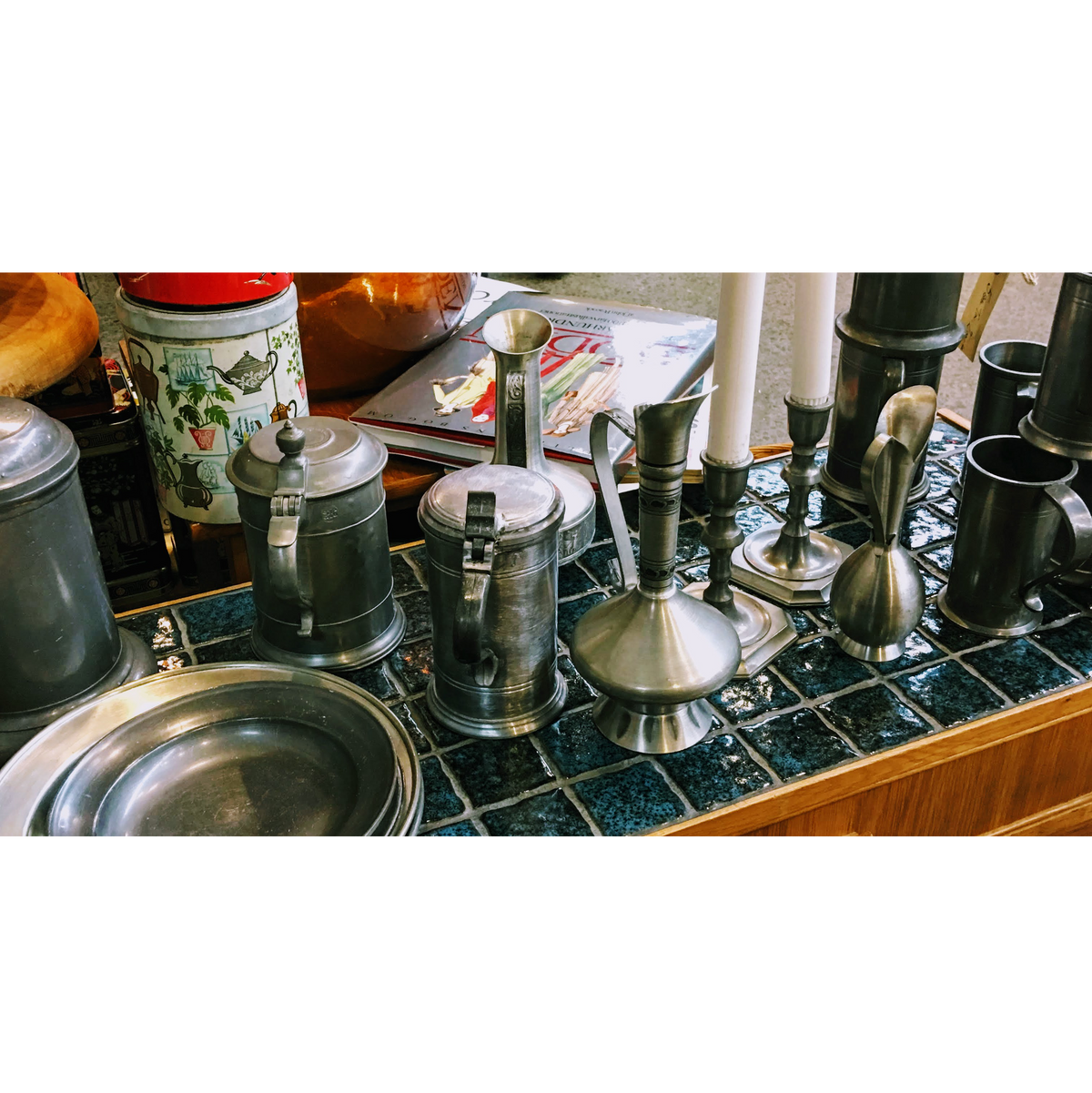 Collectibles & Decor