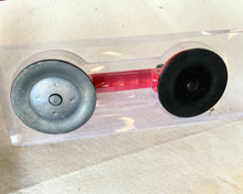 Load image into Gallery viewer, KREATOR 2 x Glass Suction Cups 100 kg Vacuum Suction Cup Suction Cup Holder
