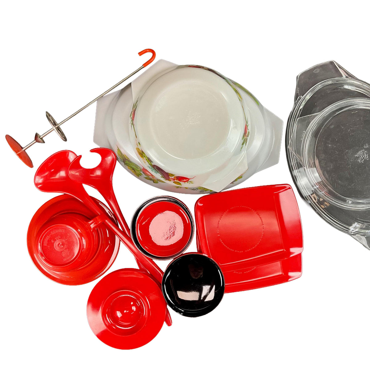 Gift Set - ROSTI Mepal Melamine & JAJ Pyrex UK. Vintage Iconic Design