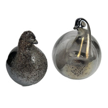 Lade das Bild in den Galerie-Viewer, Two decorative glass Toikka birds resembling a duck and a fish on a white background
