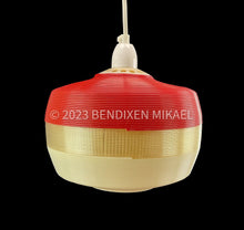 Lade das Bild in den Galerie-Viewer, DUTCH - Space - Age Groovi Pendant Light | 1960s | produced in Holland - MOJO Shop
