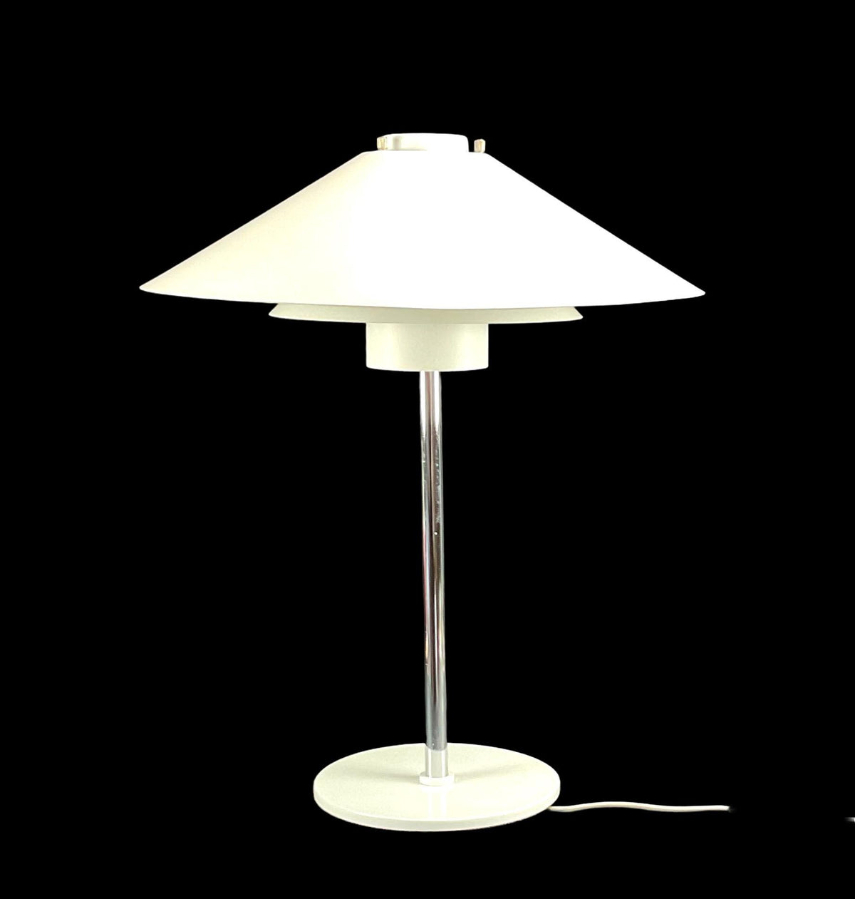 TRAPEZ - Tablelamp by Christian Hvidt for Nordisk Solar Denmark 70s 80s - danish design.