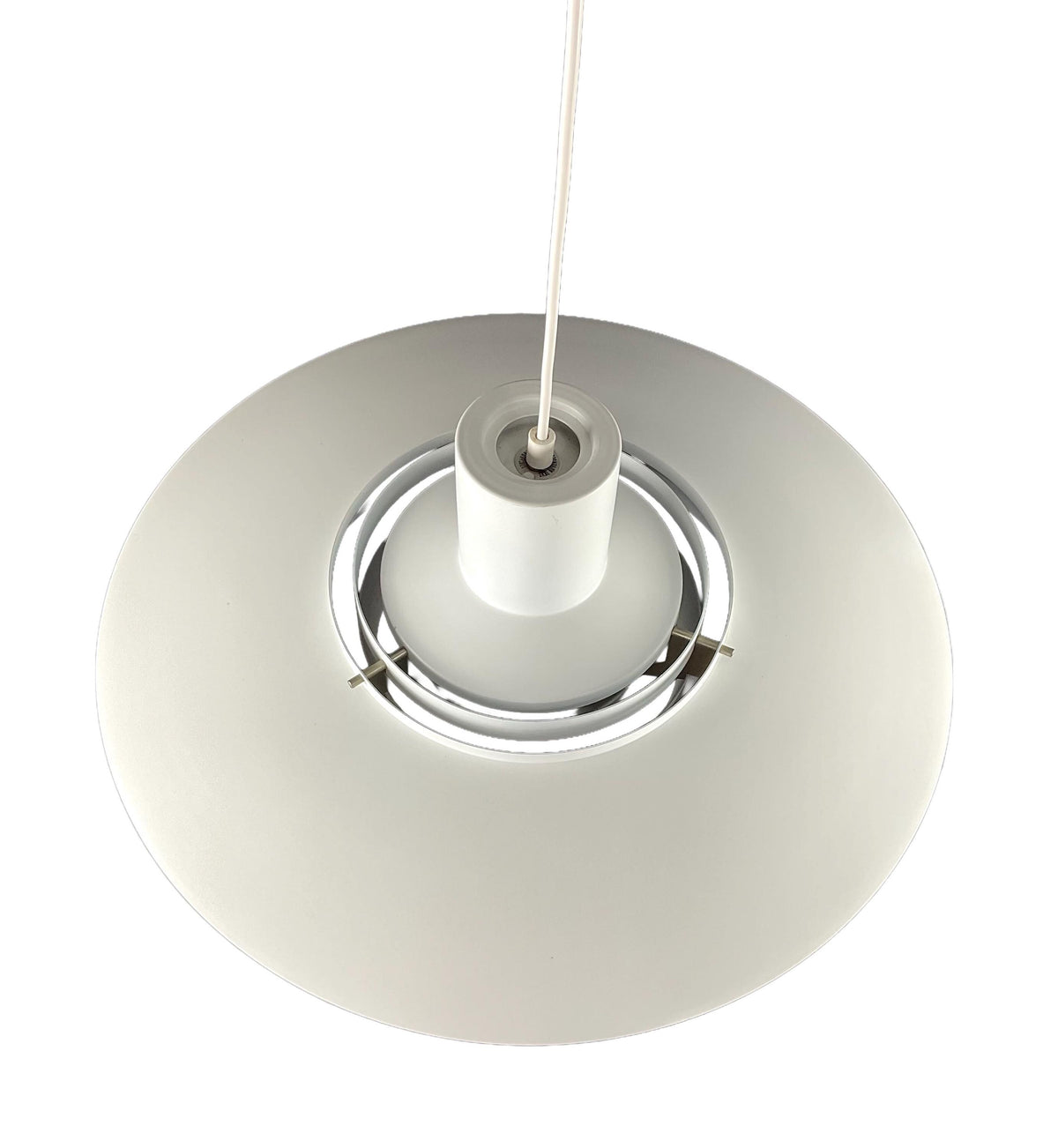 Preben Fabricius and Jorgen Kastholm pendant lamp of white lacquered metal, diameter 55 cm.
