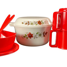 Ladda upp bild till gallerivisning, Gift Set - ROSTI Mepal Melamine &amp; Sovirel Pyrex Fr. Vintage Iconic Design
