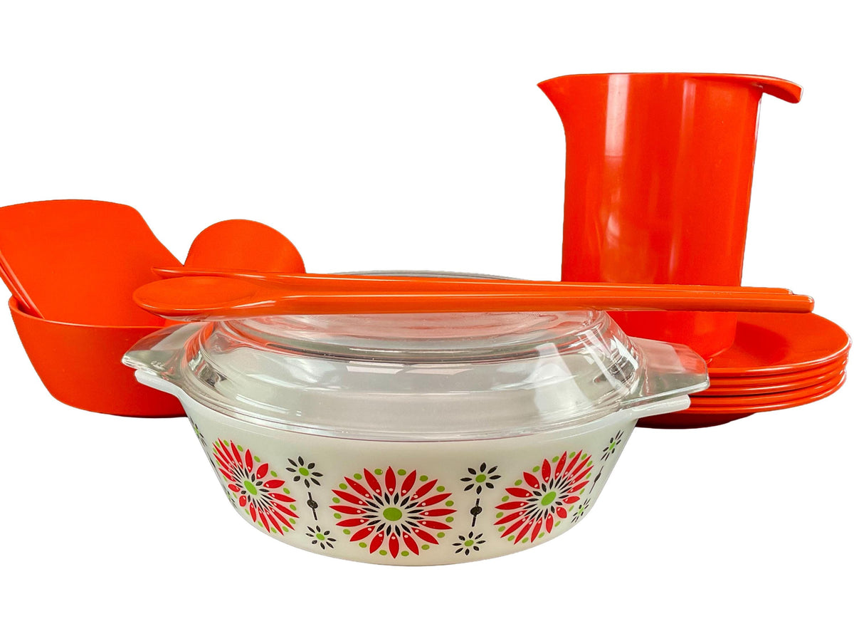 Gift Set - ROSTI Mepal Melamine & JAJ Pyrex UK. Vintage Iconic Design